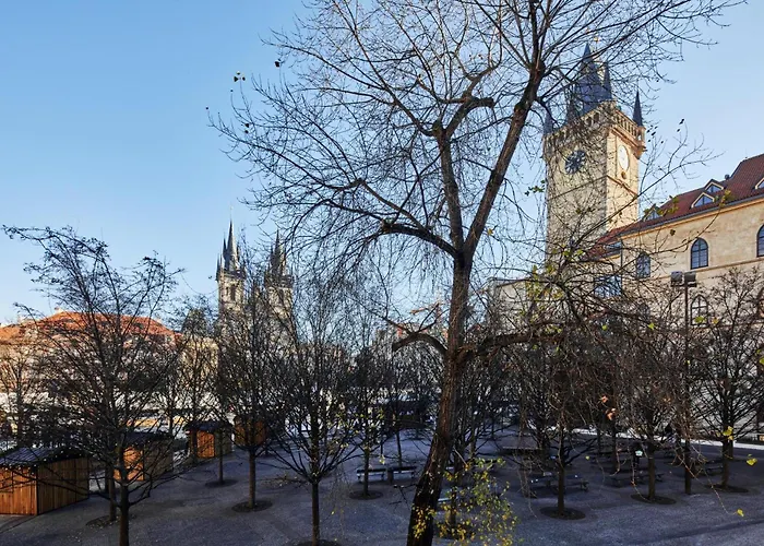 Lejlighed Days - Old Town Square *