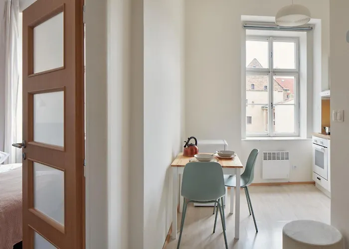 Days - Old Town Square Appartement